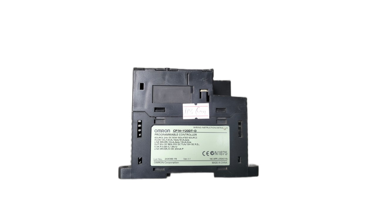 OMRON CP1H-Y20DT-D Programmable Logic Controller (PLC)