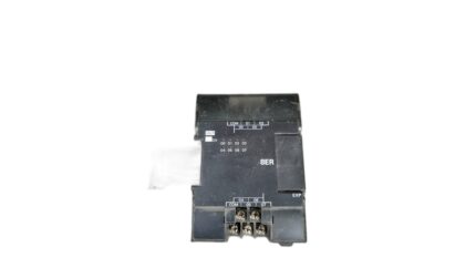 OMRON CP1W-8ER Programmable Logic Controller (PLC)