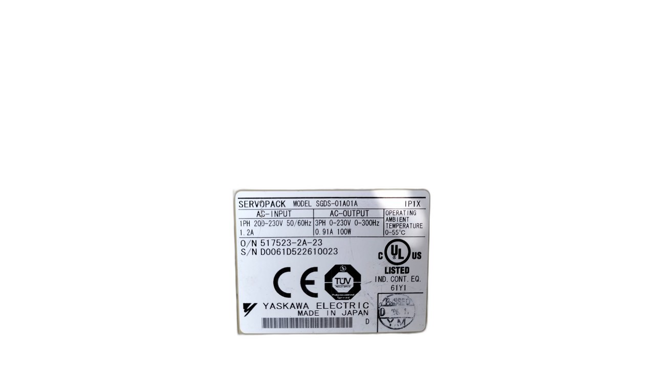 YASKAWA SGDS-01A01A Servo Drive 3 PHASE 100 W 200-230V