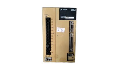 YASKAWA SGDS-15A01A Servo Drive 3 PHASE 1.5 KW 200-230V