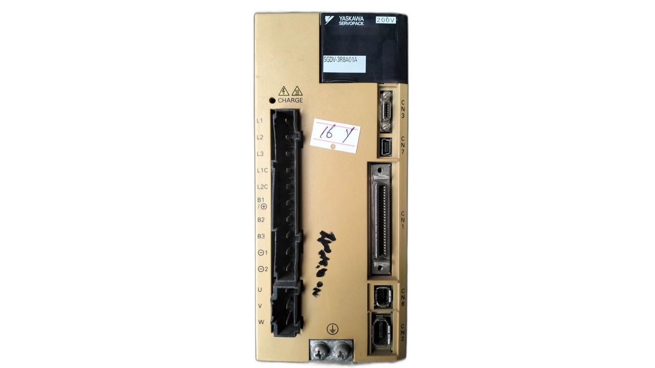 YASKAWA SGDV-3R8A01A Servo Drive 3 PHASE 500 W 200-230V YASKAWA SGDV-3R8A01A Servo Drive 3 PHASE 500 W 200-230V